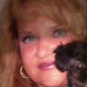 Meet your Posher, Tania